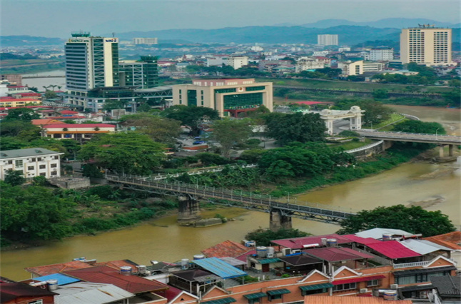 從紅河千年文化歷史中，去尋找曾經(jīng)的故事。