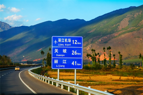 麗江文海，盛夏又美麗又涼快，美麗的夏季在麗江度過！