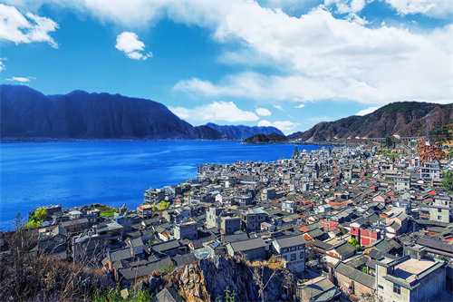 不去天堂，就去雨崩。